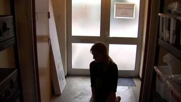Screenshot 1 aus Langzeit-Bondage, Teil 1 – Exklusiv bei Restrainedelegance