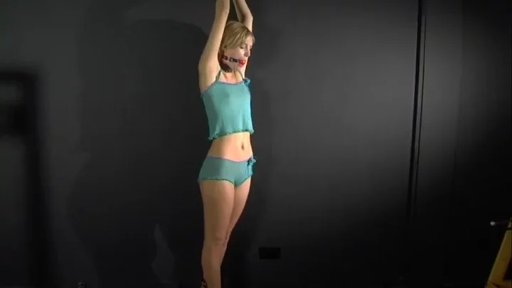 Screenshot 4 aus Langzeit-Bondage, Teil 1 – Exklusiv bei Restrainedelegance