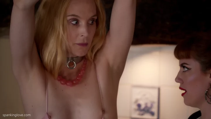 Screenshot 5 aus Mistress Zoes neue Sklavinnen, Teil 2 – Exklusiv bei Restrainedelegance