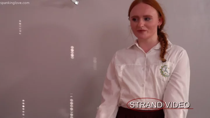 Screenshot 1 aus The deviant doctor spr-2585 Spankingsarah Exclusive