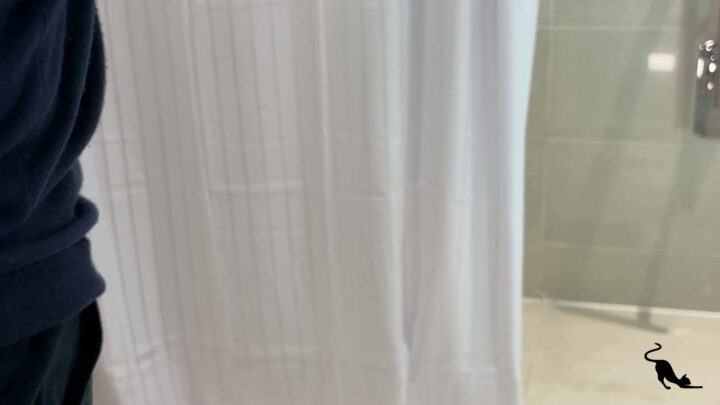 Screenshot 1 from In Hot Water: Kinia’s Domestic Discipline Bathtime Belt Spanking – Kitty Productions