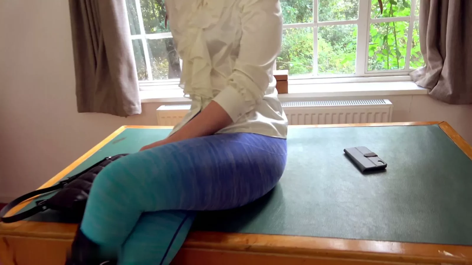 Screenshot 1 from Korumanın Acılı Terlik Cezası - Ariel Anderssen