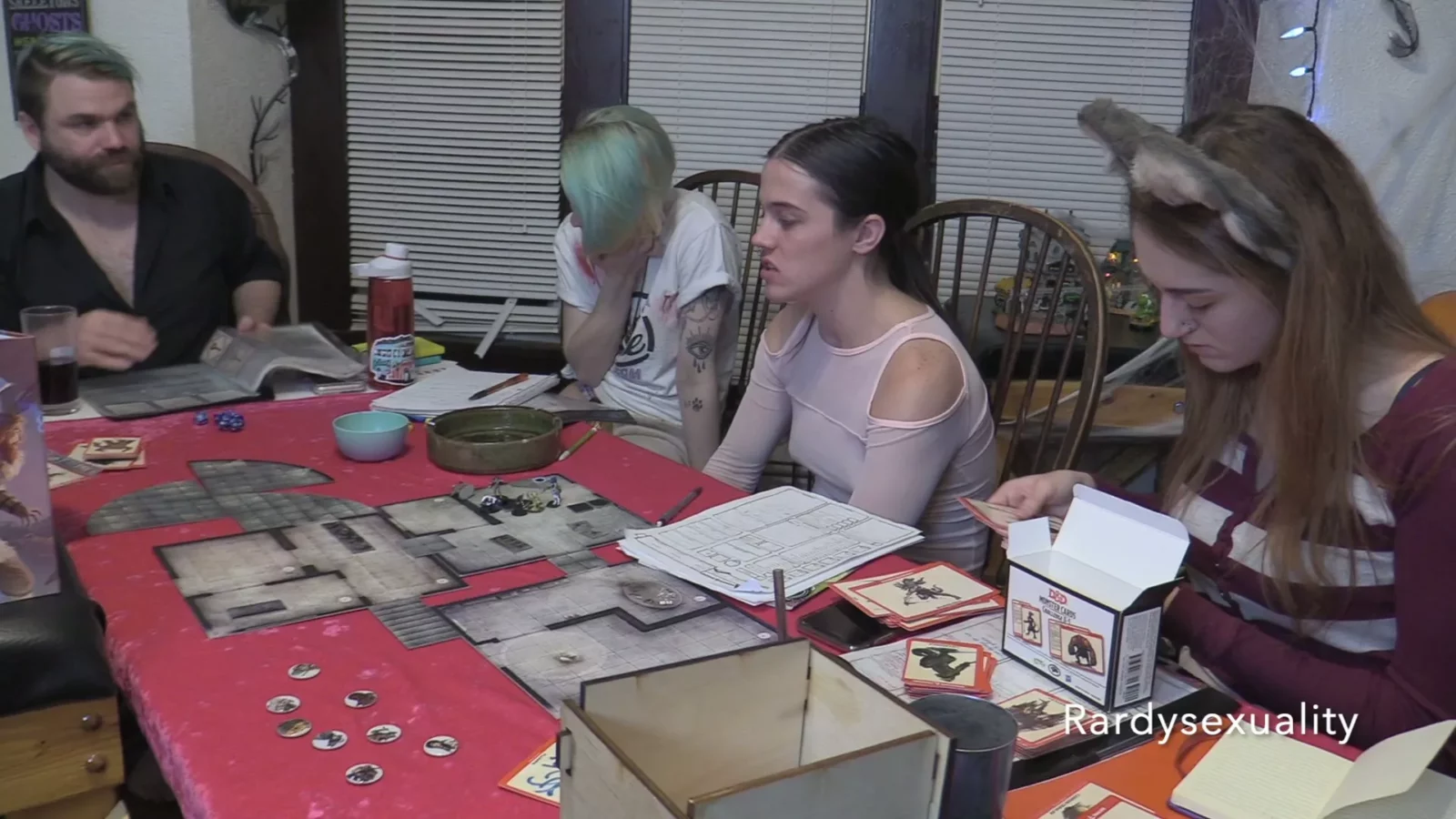 Captura de pantalla 4 de Aventura de Azotes de DnD con Nyxi Leon | Rardysexualidad