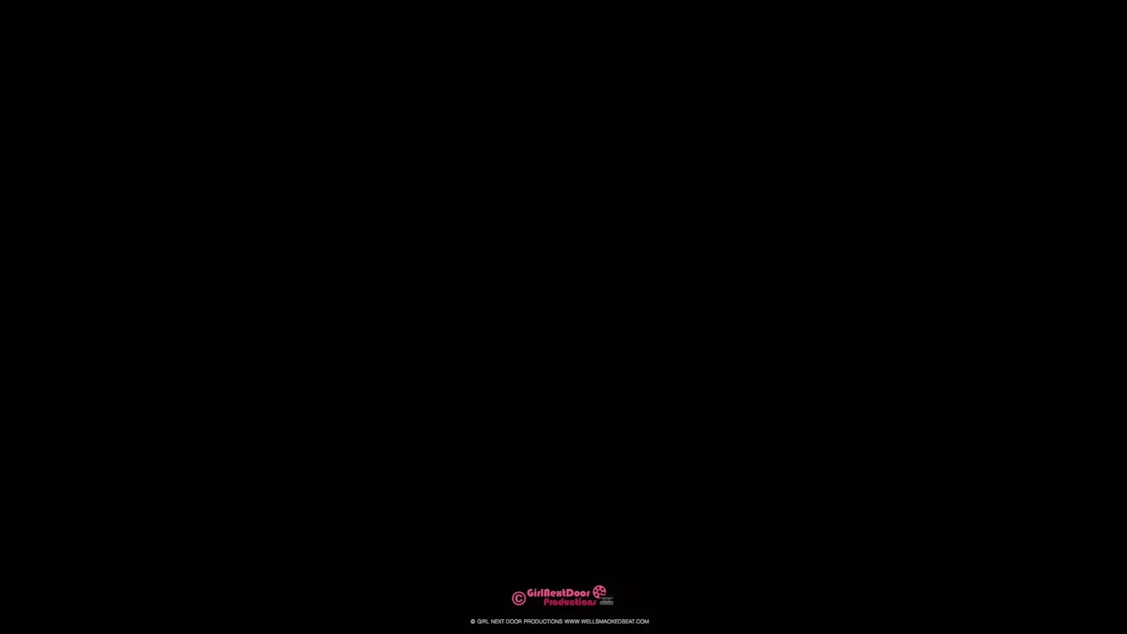 Screenshot 1 from 不可避免的六:苏西红肿瘀伤的屁股挨打