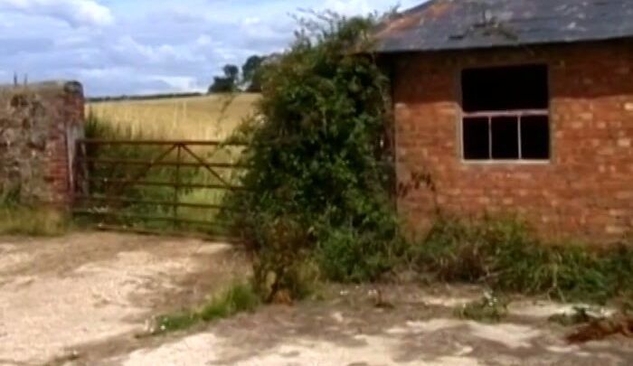 Screenshot 2 from Unexpected Guests: Steamy Spanking at Birchington Manor Movie