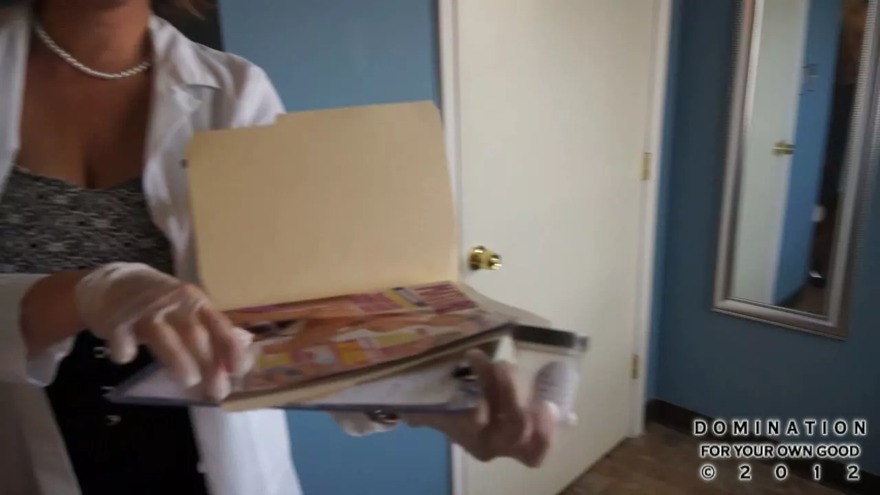 Screenshot 7 from Vasectomie Voorbereiding: Geschoren & Gemolken door Dr. Worthington