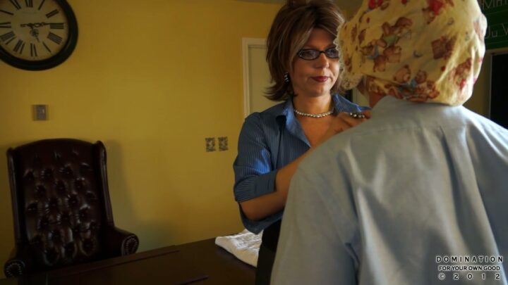 Screenshot 2 from Diapered for the Job: ABDL Spanking with Blaire Monet & Kiki Cali