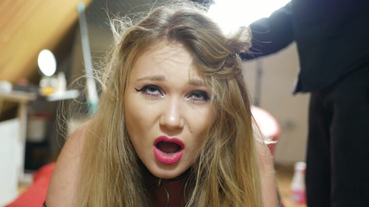Screenshot 6 from Intense Facial Reactions to Ass Punishment – NaughtyNatali 4K