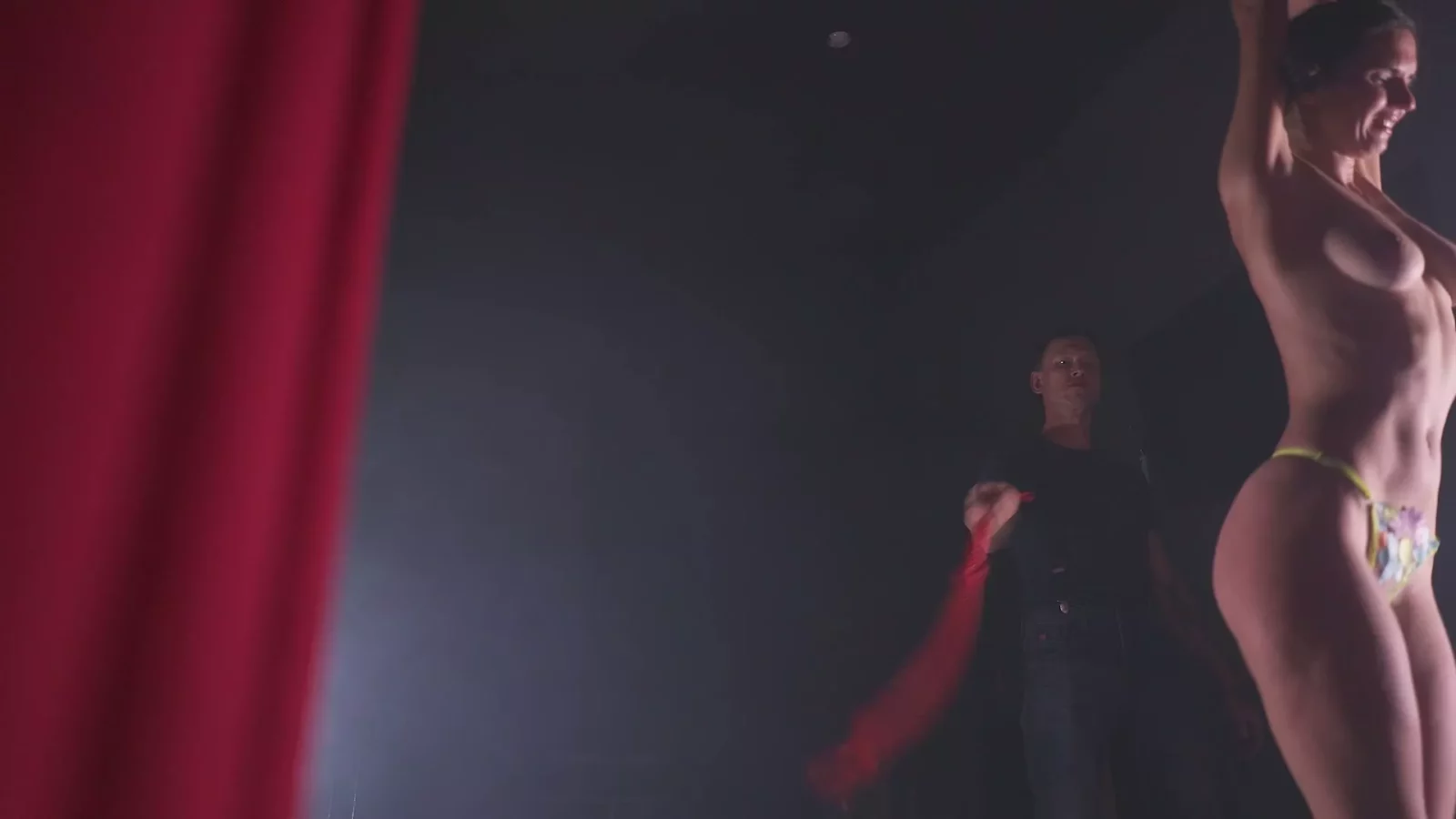 Captura de pantalla 3 de Encuentro Apasionado de BDSM: Fantasía de Azotes de Shibari Kalahari