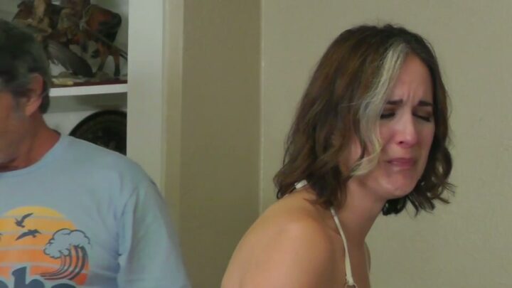 Screenshot 1 aus Emily Fords Tränenreiche Eimerstrafe 2 von Dallasspankshard