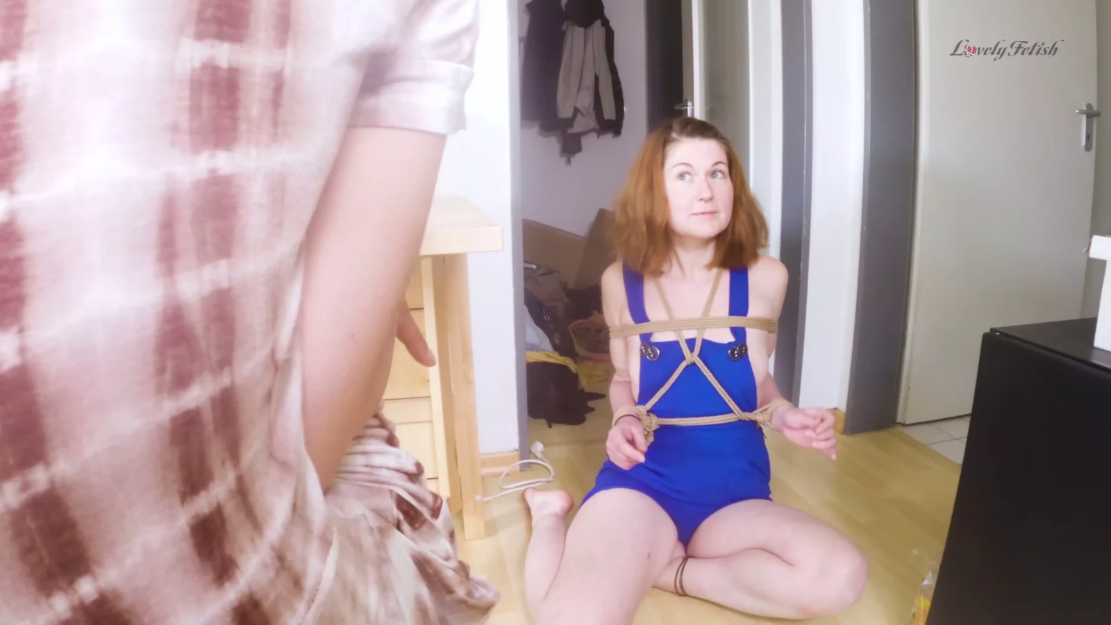 Captura de pantalla 4 de Sally’s Humiliating Rope Bondage Spanking – Lovely Fetish