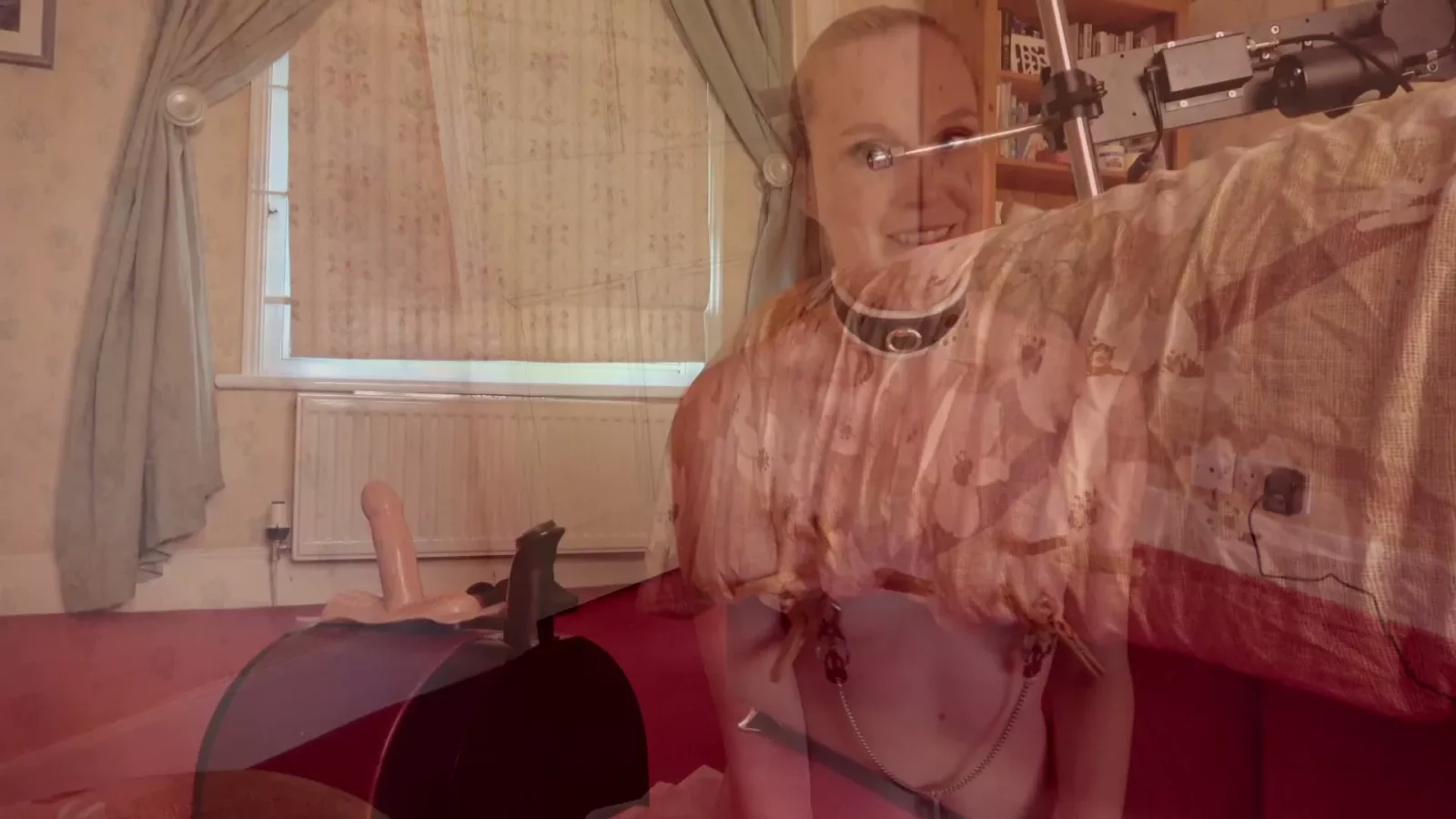 Captura de pantalla 5 de La Fantasía de las Pinzas para Pezones de Ariel Anderssen - Mis Cosas Favoritas 10