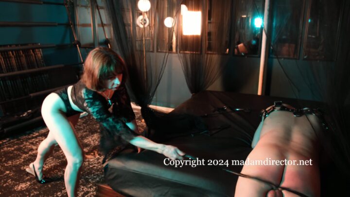 Screenshot 7 from Peaches & Lola: Kjellerdate med Pisk og Kyskhetslek 4K