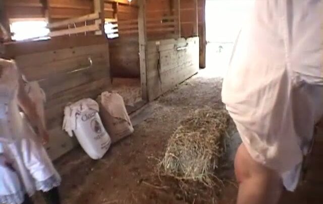 Screenshot 3 from Punition de Pionnier : Le Film Complet de la Fessée Sévère de Kelly Payne