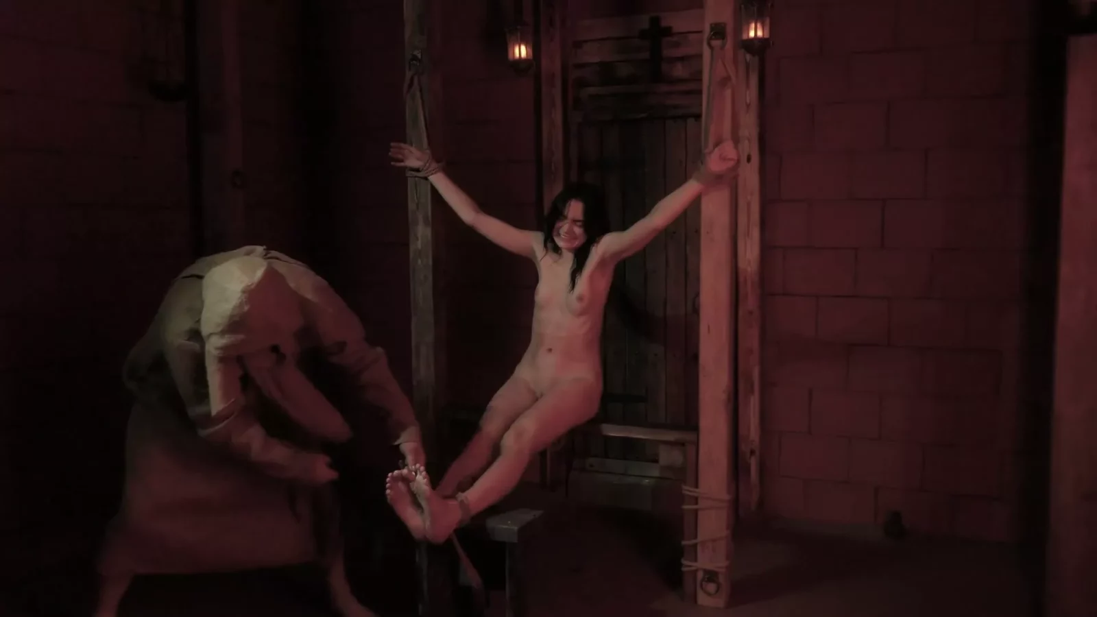 Captura de pantalla 6 de El Castigo de Demonica en la Prisión de la Inquisición | Mundo Depravado