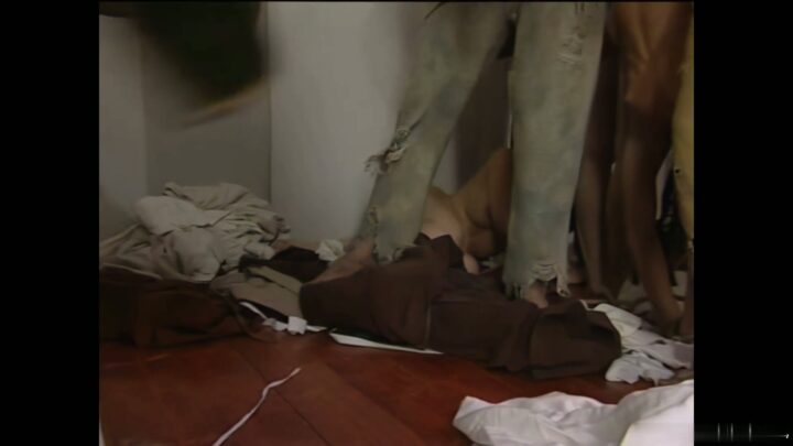 Screenshot 2 from الفضة العائلية (LP-020) HD 1080p لوبوس بيكتشرز