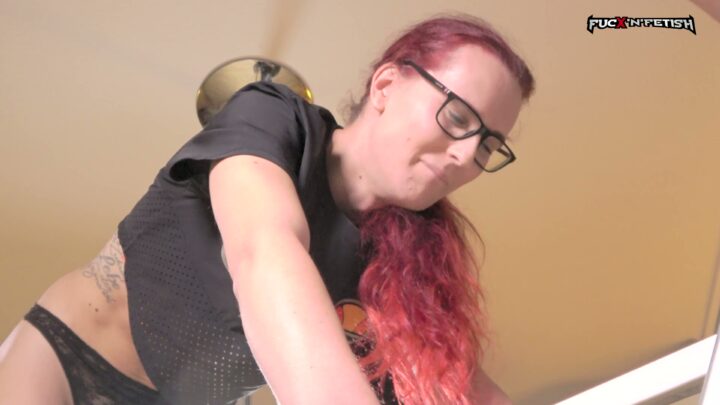 Skærmbillede 5 fra Trans Avery Sundae Spanked by Amelia Punk | Dejlig Fetish