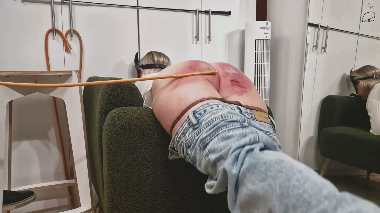 Captura de pantalla 3 de Hipopótamo y Flamenco: Castigo Intenso con Escalera de Caña