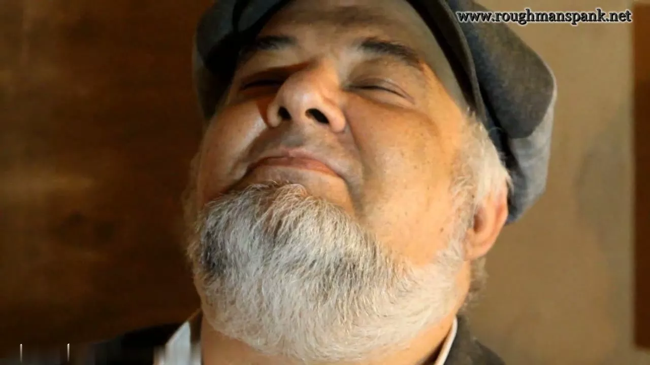 Captura de pantalla 8 de Burlesque School Biology Lesson: Spanking Punishment