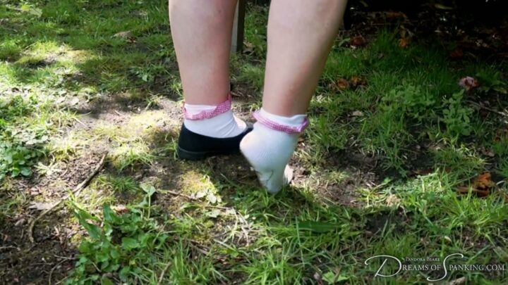 Screenshot 7 from Emma Christie Spanked by Pandora Blake in Cross-Country Run Film