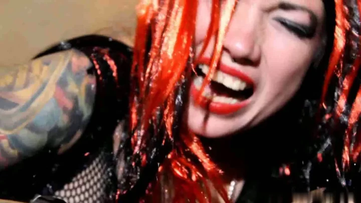 Uitdrijvende Succubus: Gevaarlijk Halloween Opperitueel