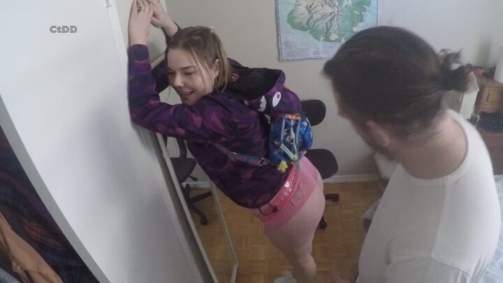 Screenshot 2 from Spank Me – I’m a lil’ Monster