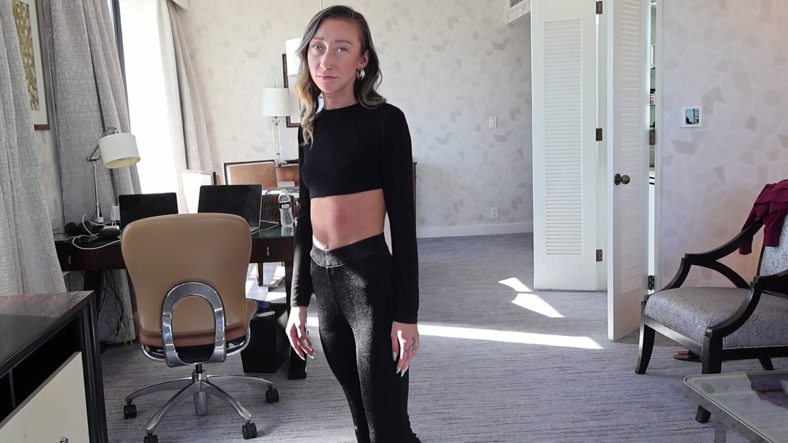 Play video: Rachel’s First Bare Spanking – Vaping Punishment