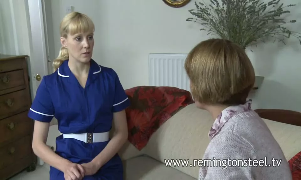 Captura de pantalla 3 de Nurse Amelia Spanked for Neglecting Duties – Spankingsarah