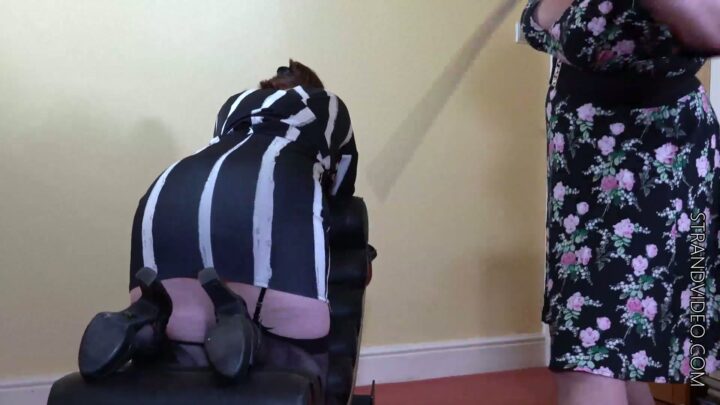 Screenshot 6 from Amy Fox Craves Punishment in Spankingsarah’s Reality