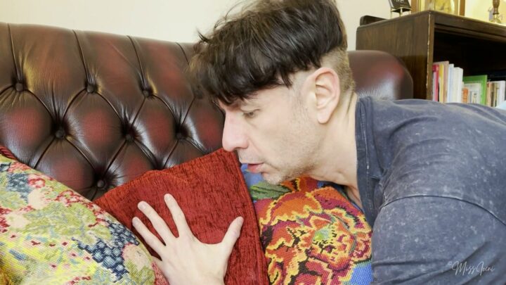 Screenshot 2 from Scolded & Spanked for Flirty Secretary Texts | Miss Iceni