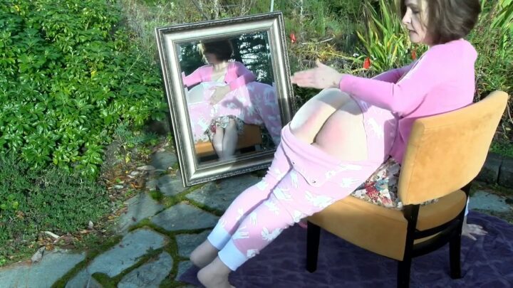 Screenshot 5 from Le Jardin de Dana Kane : Fessée OTK en Miroir