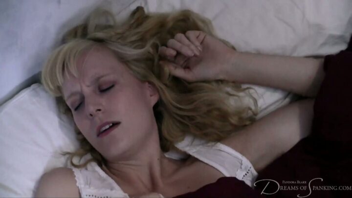 Screenshot 5 from Amelia Geplaagd door Victoriaanse Spanking Geesten - Dromen van Spanking