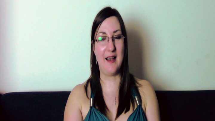 Screenshot 8 from Pandora Blake: A Milestone Spanking Moment