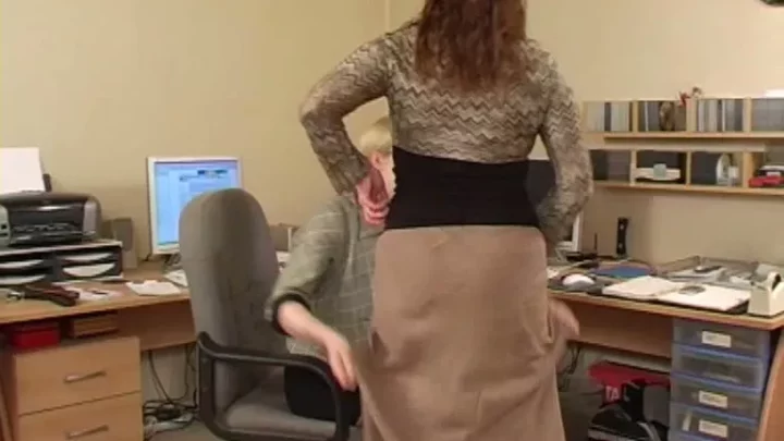 Screenshot 2 aus Fräulein Linas Fauler Assistent — Gerötete Wangen