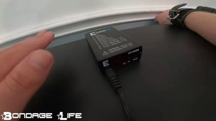 Screenshot 1 from Rachel Greyhound Elektrikli Kamçı Aşırı Acı Sürtüğü Acımasız Elektrikli Baston Cezasını Alıyor — Bondagelife