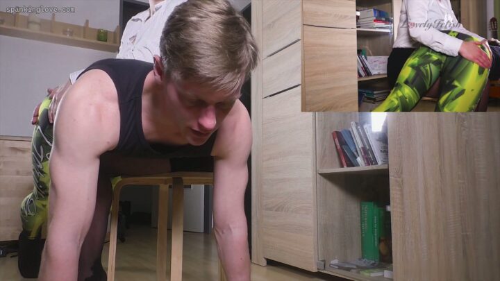 Screenshot 4 from FEMDom! Lara Spanks Aron OTK – DS