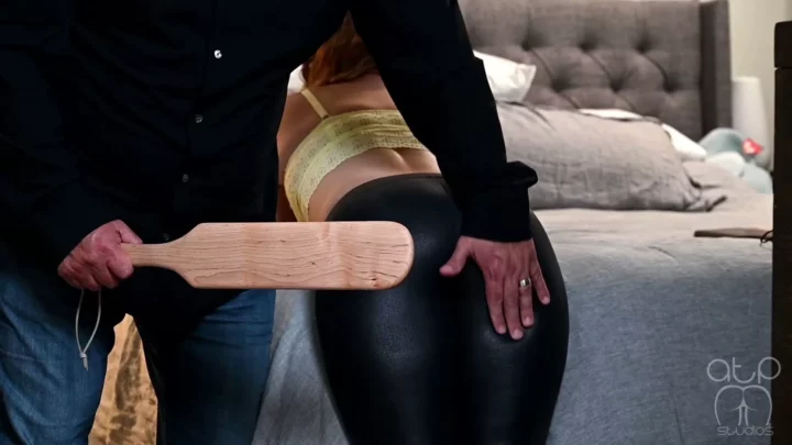 Screenshot 1 from Comment Pagayer Votre Petite Amie 2 Kat St James — Assume the Position Studios