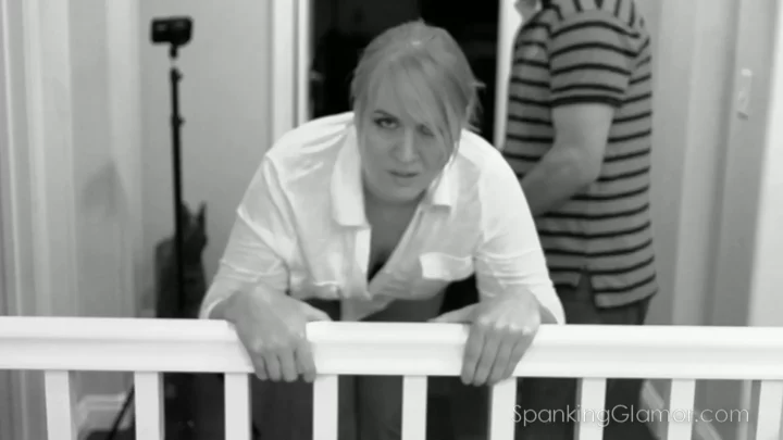 Screenshot 6 from Laura 1 60Fps — Spanking Glamour