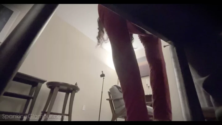 Screenshot 7 from Nikki Gece 2 Yaramaz Sarışın Kız Arkadaş Bir Uzun Sert Çıplak Popo Şaplak Daha Alıyor