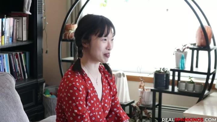 Screenshot 4 from 露露惩罚档案 — 真实打屁股