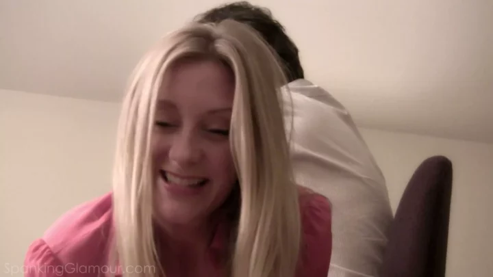 Screenshot 6 from Sophie All 60Fps — Spanking Glamour