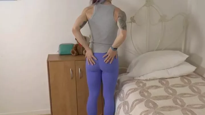 Lilys Spandex Spankins Vollständiges Video Perspektive 1 — Spanking 101