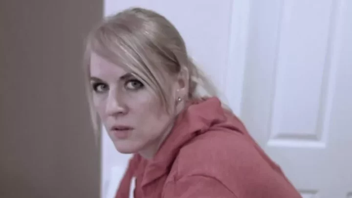 Laura 1 60Fps — Spanking Glamour