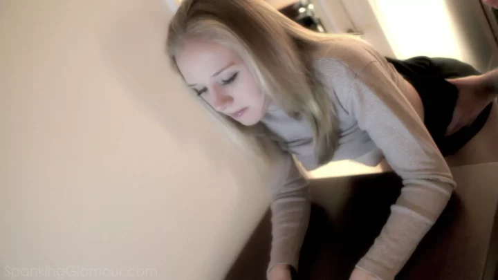 Screenshot 2 from Tracey Sweet 1 60Fps — Spanking Glamour