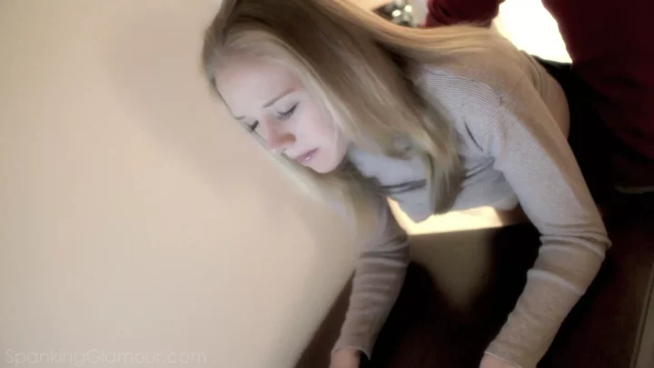 Screenshot 3 from Tracey Sweet 1 60Fps — Spanking Glamour