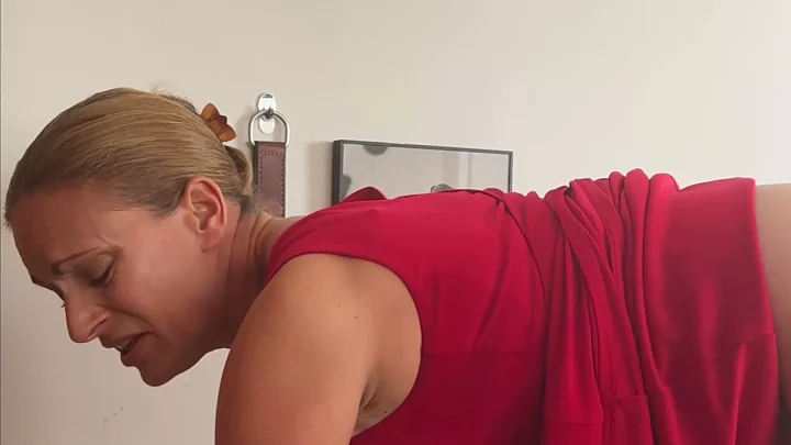 Screenshot 2 from Boss’s Cane: Secretary Office Punishment