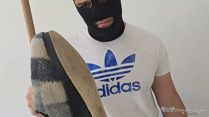 Screenshot 4 from Domina Ghalia Slippers Her Husband Hard