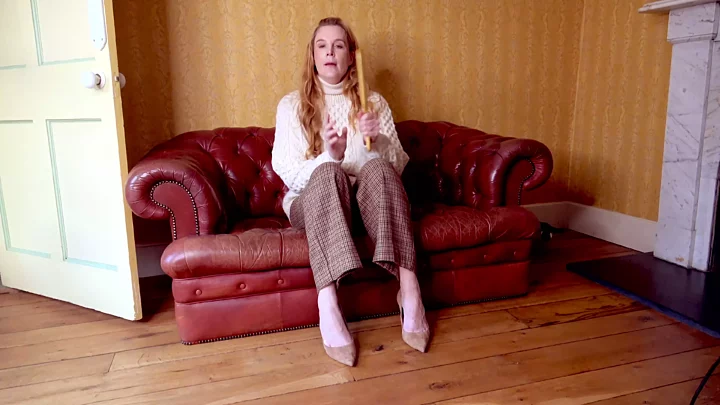 Screenshot 8 from Landlady’s Over-Knee Rent Paddling