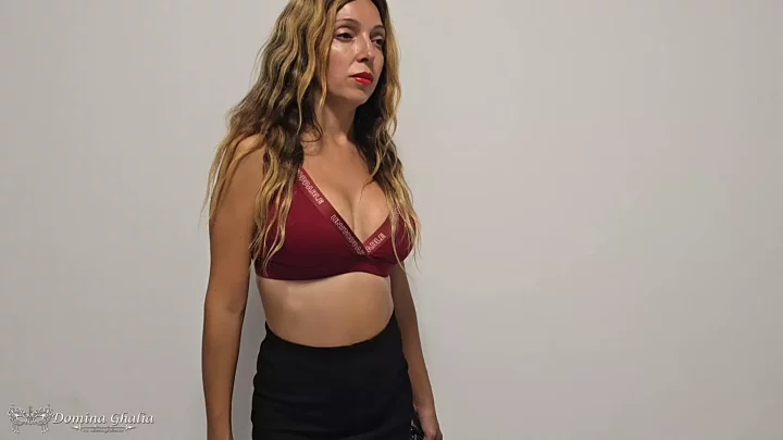 Screenshot 4 from Late Slave Punished: Slipper and Belt