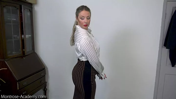 Screenshot 3 from Miss Olivia’s Tawse and Cane Lesson